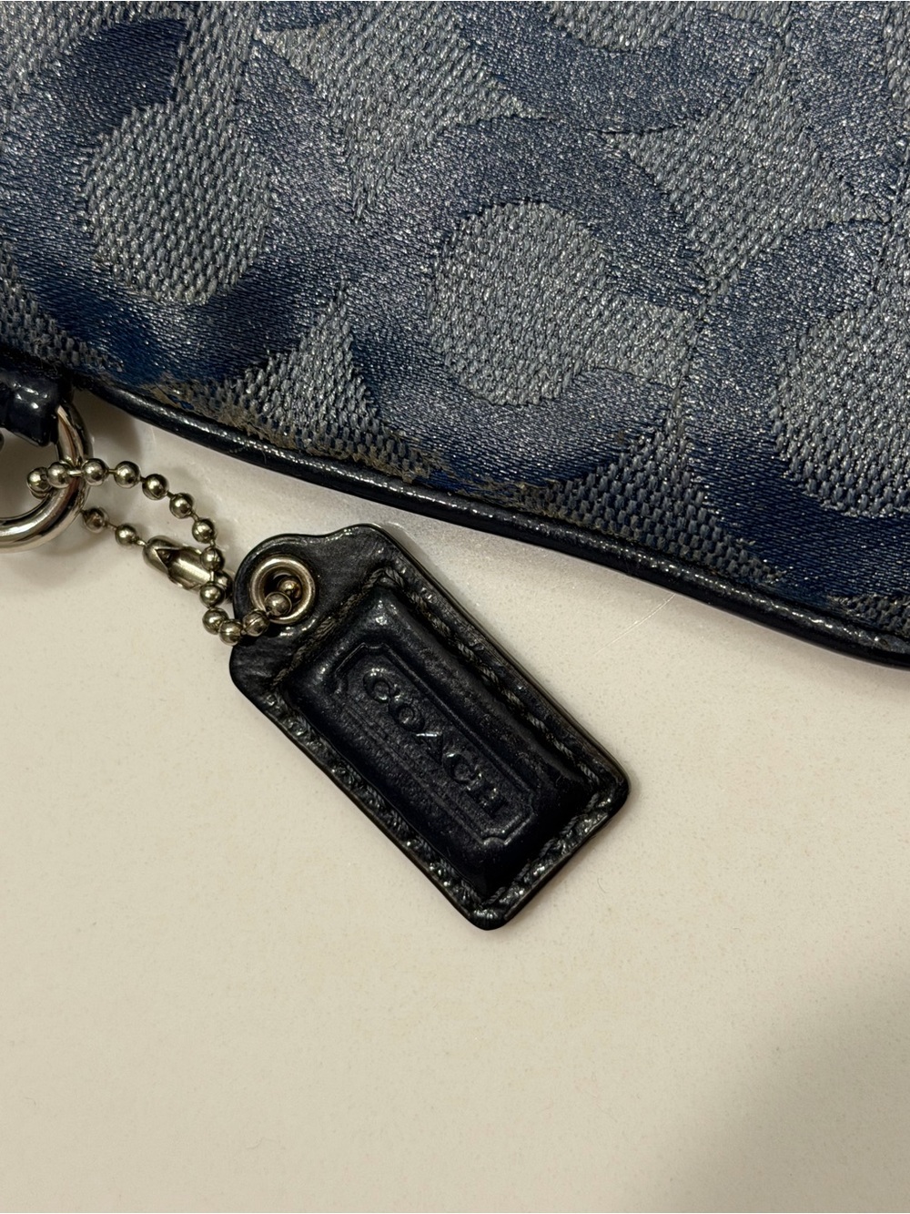 Coach Vintage Navy Signature Wristlet - Picture 7 of 10
